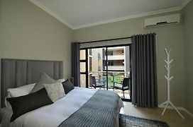 Meridian Suite Apartments In Umhlanga Ridge
