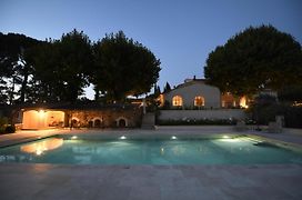 Domaine Perreal Chambres D'Hotes