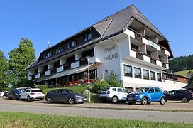 Hotel Kreuz Hoehengasthof