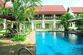 Sunrise Garden House - Luang Prabang