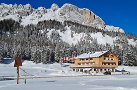 Chalet Alpenrose