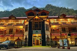 Hotel Anupam By Mid Orchard, Kasol