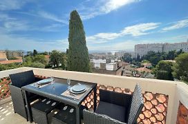 Nice Renting - Luxurious Sea View Terrasse - King Bed - Parking