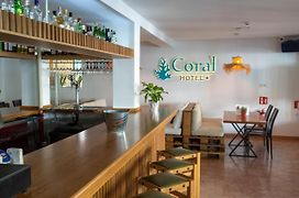 Coral Beach House & Food (Adults Only)