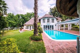 Sandton Country Manor