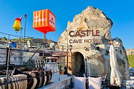 Castle Cave Hotel