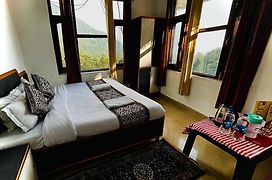The Lake Cottage By Vrb Hotels Mcleodganj Dharamshala