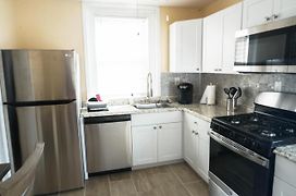 Lincoln Manor - Newly Renovated, 1Mile From Phl Airport And Sports Stadiums