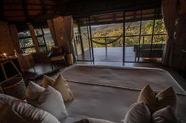 Leopard Mountain Safari Lodge