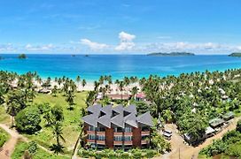 Nacpan Beach Resort