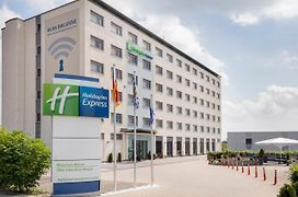 Holiday Inn Express Muenchen Messe, An Ihg Hotel