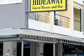 Hideaway Guest House And Bar