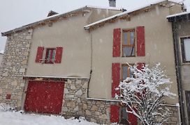Maison de montagne dans charmant village du Capcir