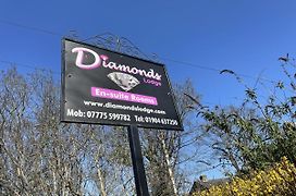 Diamonds Lodge Near York Hospital
