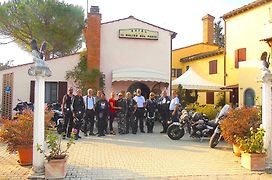 Il Molino del Ponte - MotorradHotel Toskana