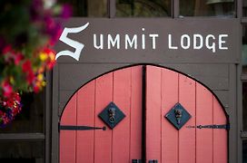 Summit Lodge