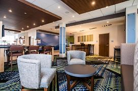 Holiday Inn Express & Suites Rehoboth Beach, An Ihg Hotel