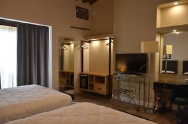 Hr Bedrooms In Florence