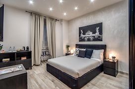 Tacito 23 Luxury Rooms