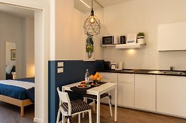 Augusto one-room apartment - Rimini center - Corso51