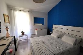 Itiseasy Cuglieri 1 E 2 Private Apartments