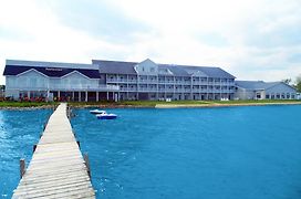 Lakeside Resort & Conference Center