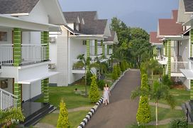 Sprise Munnar Resort And Spa