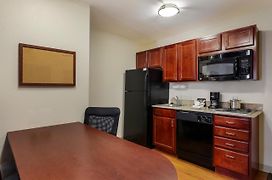 Mainstay Suites Fitchburg - Madison