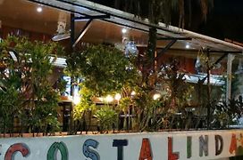 Costa Linda Art Hostel