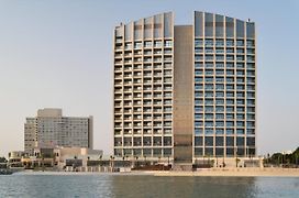 Intercontinental Residences Abu Dhabi, An Ihg Hotel