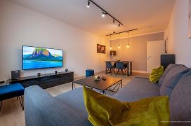 FLAIR: stylisches Apartment - Netflix - BASF - Uni Mannheim