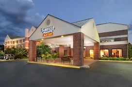 Fairfield Inn & Suites By Marriott Charlottesville North