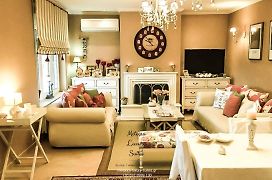 Luxury Family Villa Meteora
