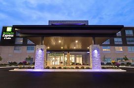 Holiday Inn Express & Suites - Ann Arbor - University South, An Ihg Hotel