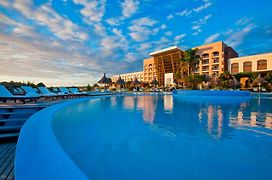 Sheraton Colonia Golf & Spa Resort