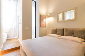 La Chambre Milano Guest House