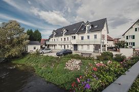 Ferienwohnungen Und Boardinghouse Heimbach In Renchen