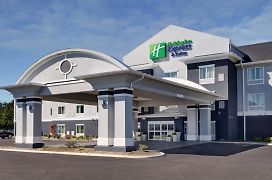 Holiday Inn Express & Suites North Fremont, An Ihg Hotel