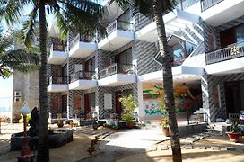 Palmira Beach Resort&Spa
