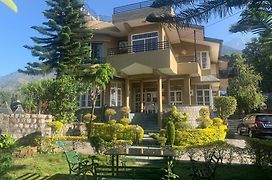 The Sojourn Villa Dharamshala Exterior photo