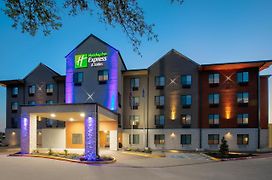 Holiday Inn Express & Suites - Dallas Park Central Northeast, An Ihg Hotel