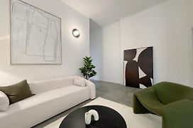 Casa Unica Milano - Spacious & Contemporary Apartment - Bullona I