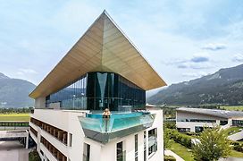 Tauern Spa Hotel&Therme