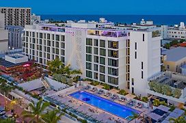 Moxy Miami South Beach