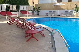 Aparthotel Boutique Poniente Playa