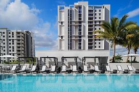 Ac Hotel By Marriott Miami Brickell