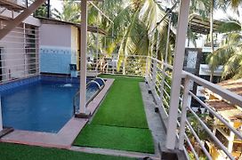 Bliss Holiday Inn Goa