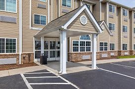 Microtel Inn & Suites By Wyndham Manchester - Newly Renovated