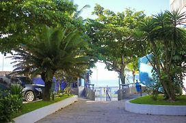 Frente Pro Mar - B - Praia Do Tombo - Beachfront