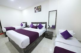 Perfect Stayz Dwarkesh - Hotel Near Haridwar Railway Station